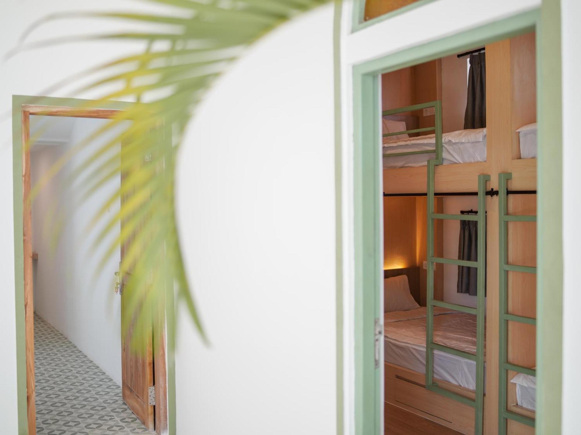 Puri Rinjani Bungalows & Hostel Kuta  외부 사진