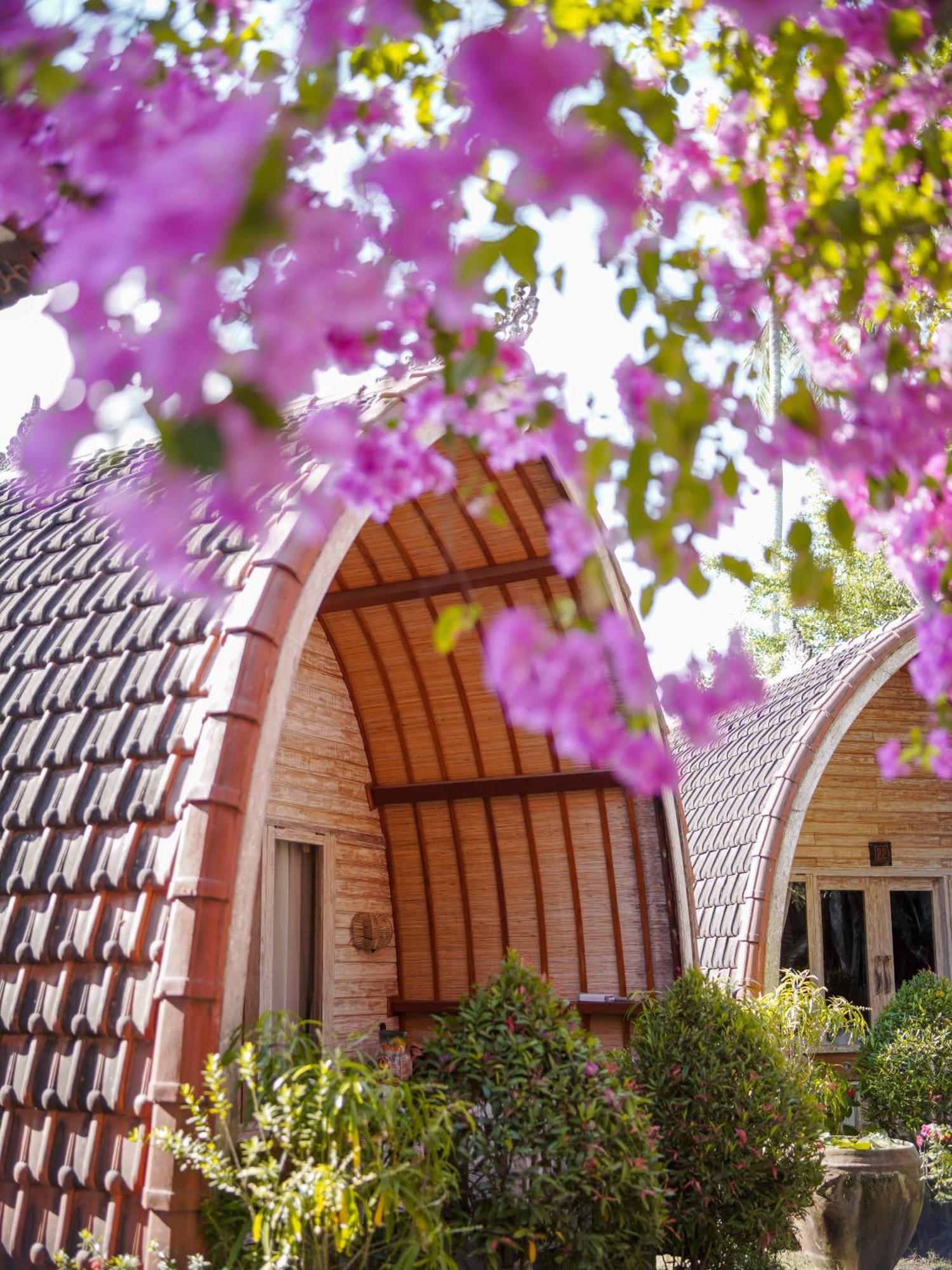 Puri Rinjani Bungalows & Hostel Kuta  외부 사진